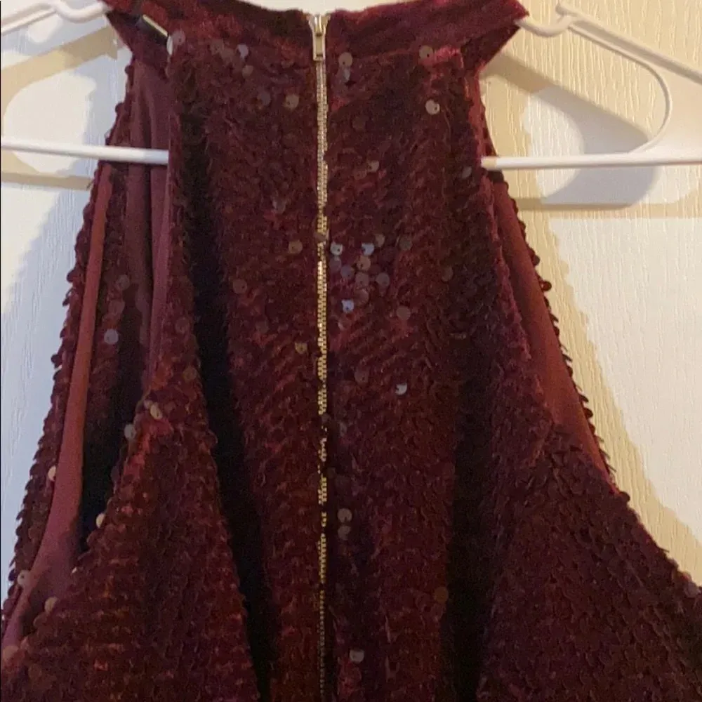 NWT Lavish Alice Purple Velvet Sequin Dress - Image 8