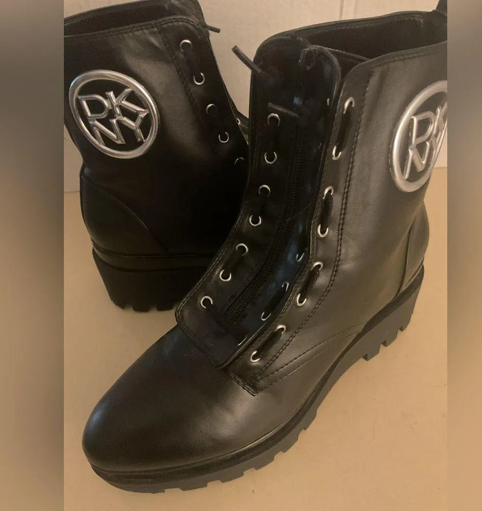 DKNY Black women platform Bjourn  with Silver Logo combat boots size 9 - Image 6