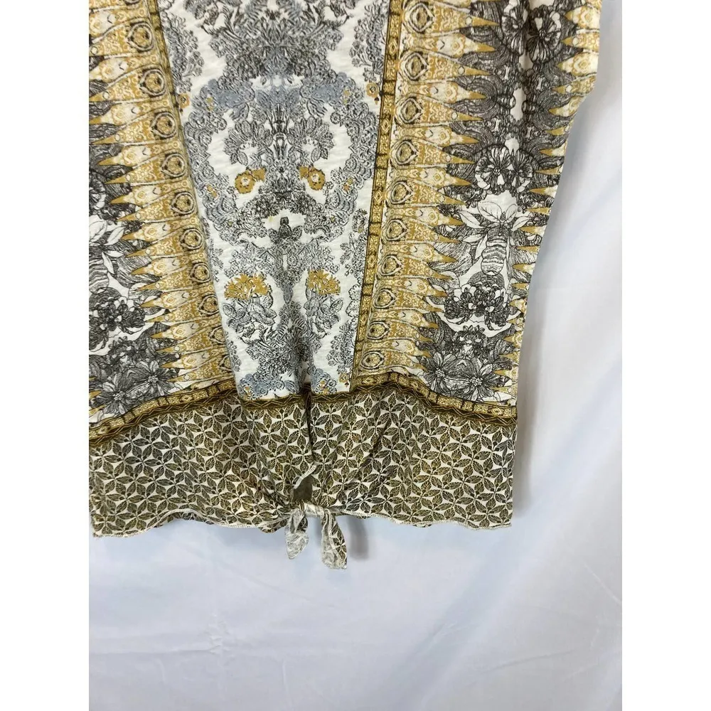 Lucky Brand Patterned V Neck Tie Bottom Top Size Medium - Image 3