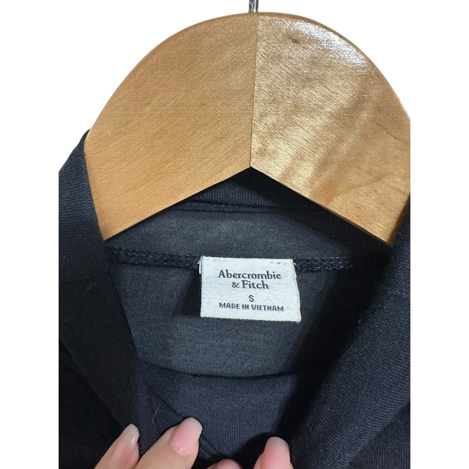 Abercrombie & Fitch women's Black Sheer Mock Neck basic Top Size Small - Image 3