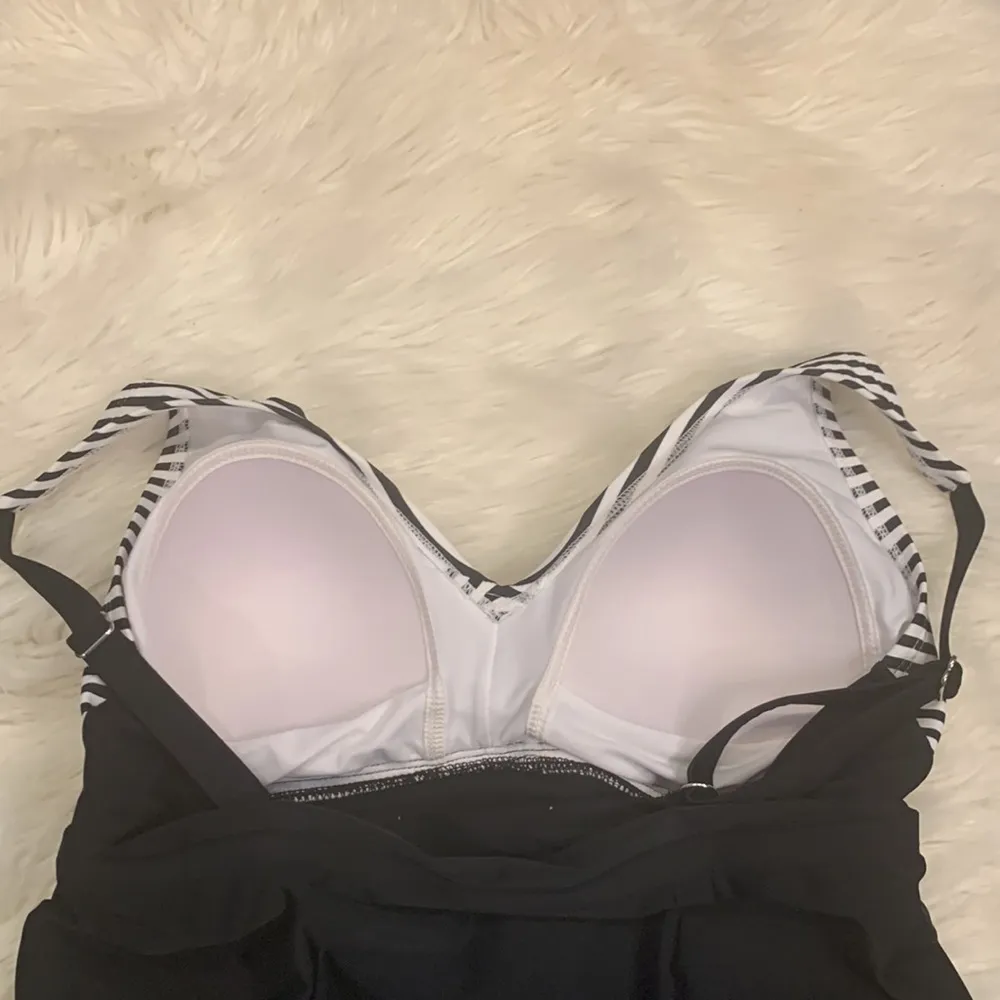 Isaac Mizrahi swim dress one piece black white stripe 10 - Image 6