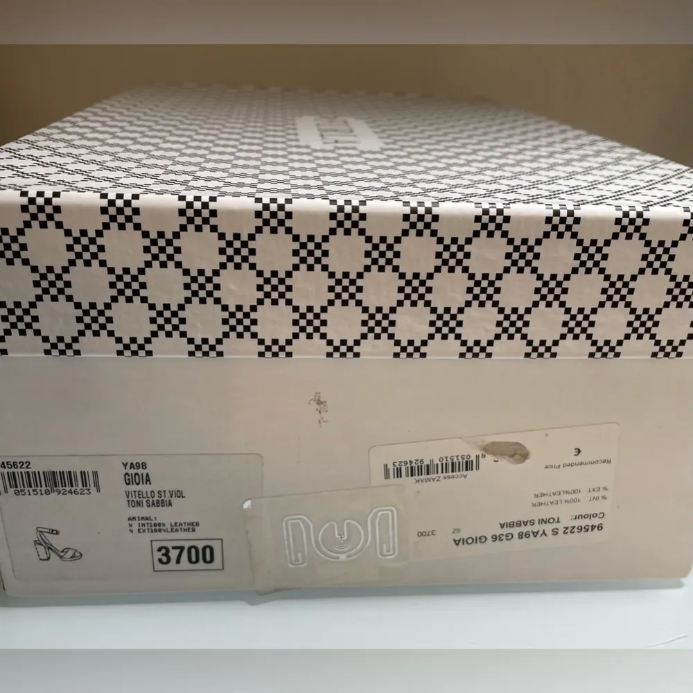 Furla Gioia Printed Leather Block Heeled Sandal - BNIB W/Dustbag & Paperwork - Image 11