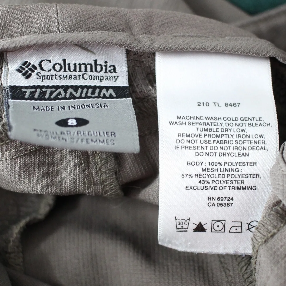 Columbia Titanium Women's Lightweight Pants Size 8 - Image 7