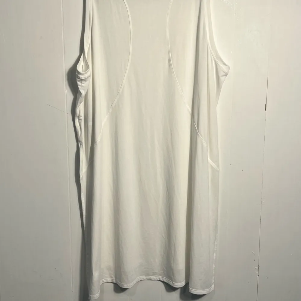 Old Navy Active Ultra Lite Go Dry White Sleeveless Side Slits 200* 42825 - Image 2
