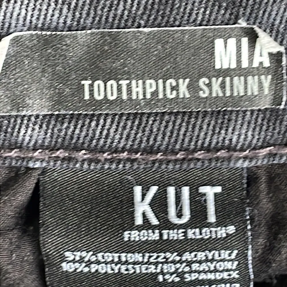 Kut From The Kloth Mia Toothpick Skinny Jeans - Image 4