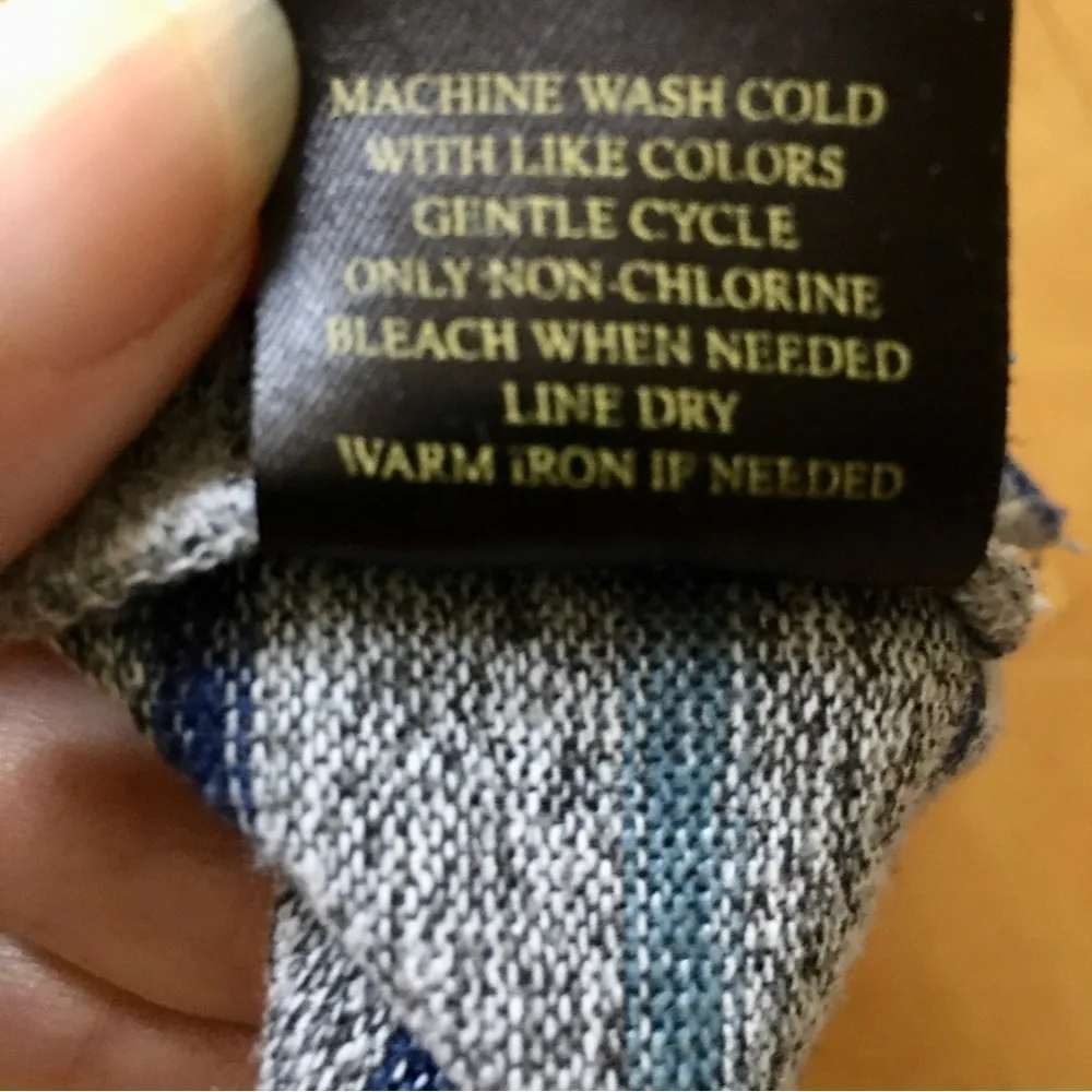 LEE Striped, Lightweight Knit Top, Soft, Cozy, Size M - Image 5