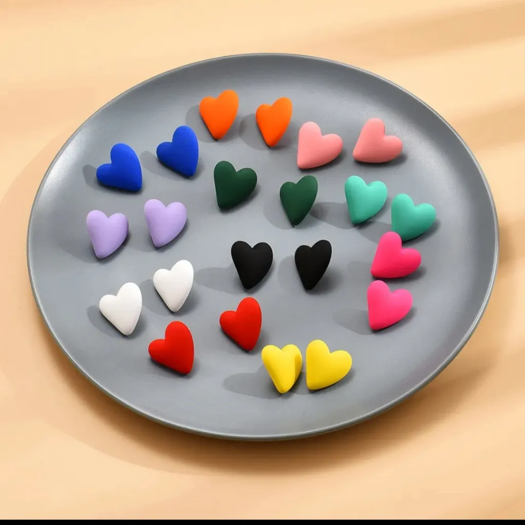 Heart Decor Stud Earrings - Image 3