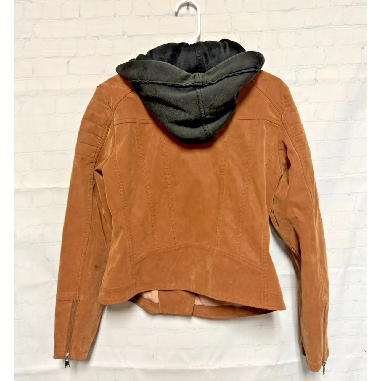 We The Free People Women’s Medium black Hood Tan Camel Vegan Leather Moto Jacket - Image 5