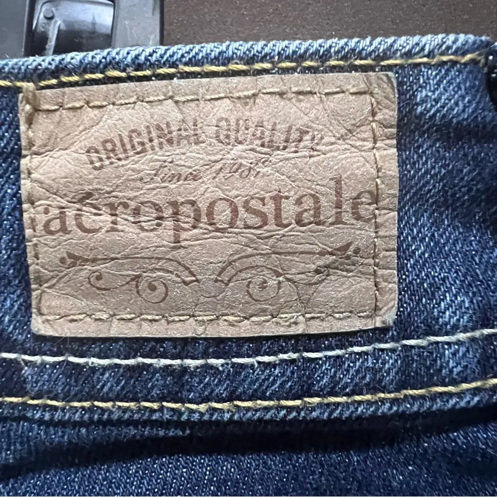 Aeropostale Jeans, Hailey Flare, Curvy, Size 9/10 Reg - Image 4