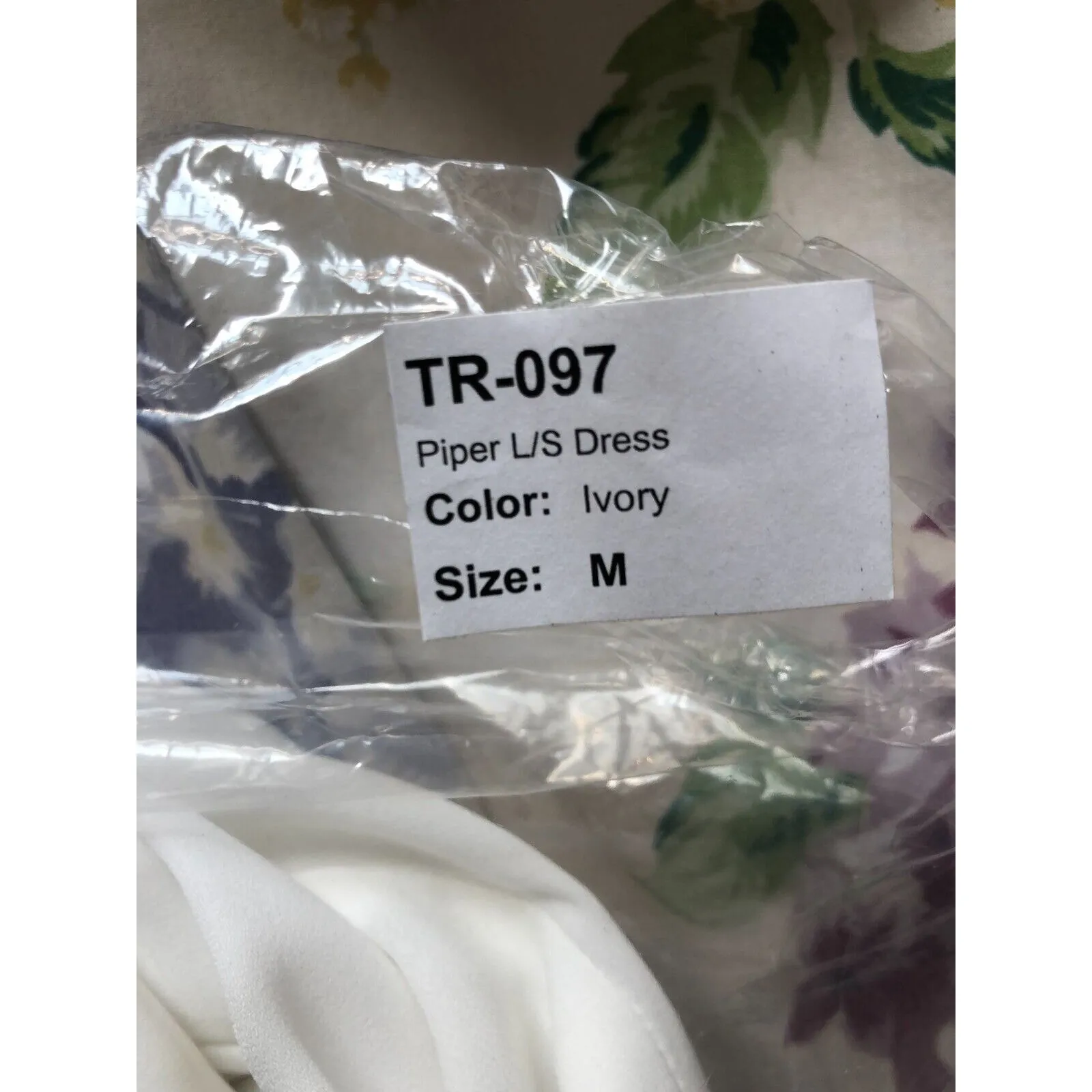 Three Eighty Two Womens Dress M Ivory Piper Long Sleeve Back Keyhole NWT - Image 7