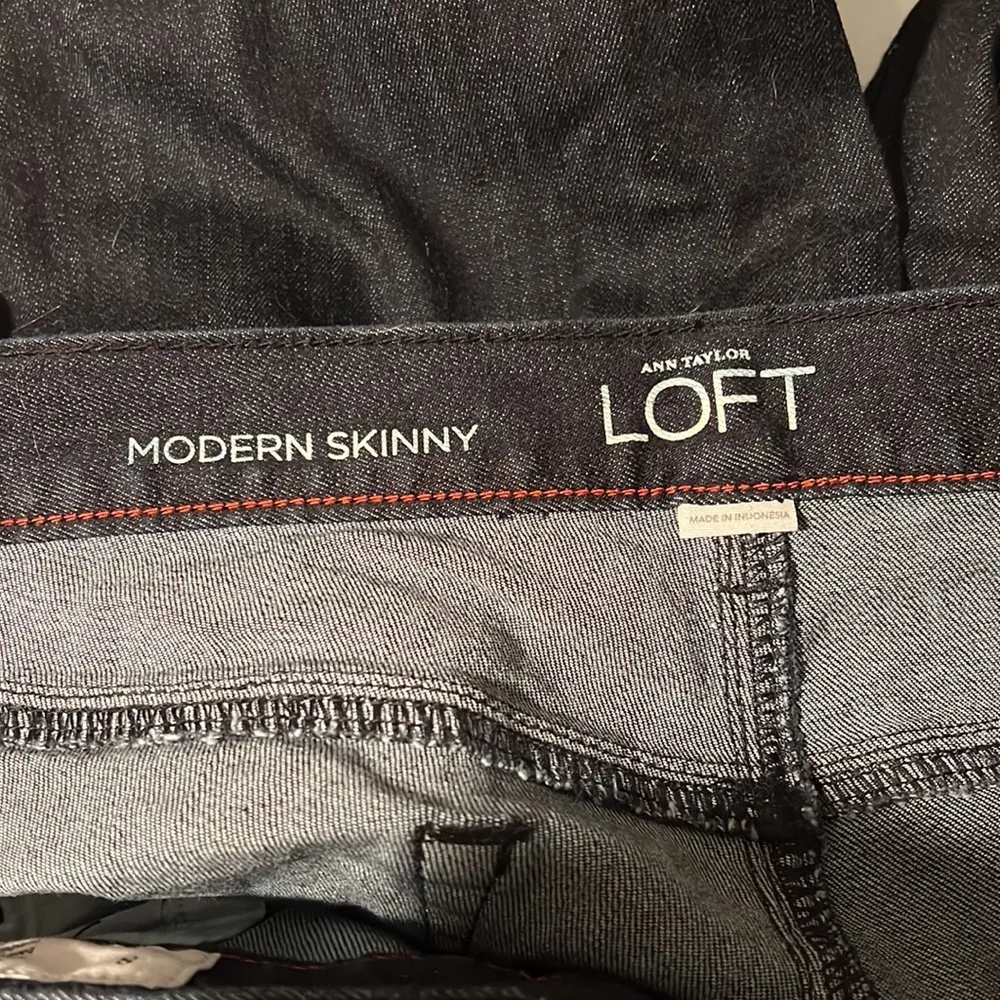 Ann Taylor Loft skinny‎ cotton jeans . Size 8 - Image 5