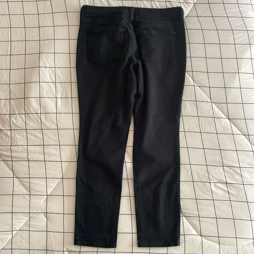 Universal thread size 12/31R women’s preowned black high-rise pants - Image 8