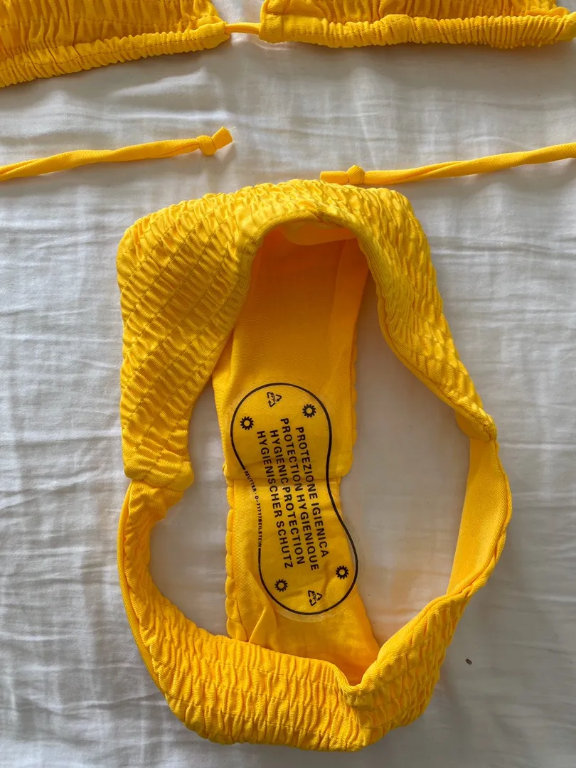 Bikini Yellow - Image 3