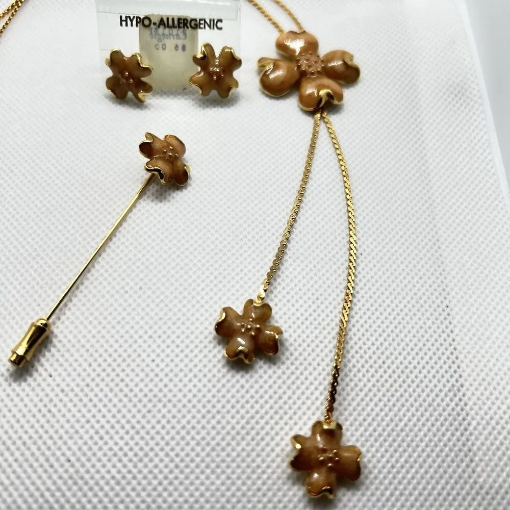 VTG Hattie Carnegie Peach Enamel Dogwood Lariat Bolo Necklace/Earrings/Pin Set Gold - Image 5