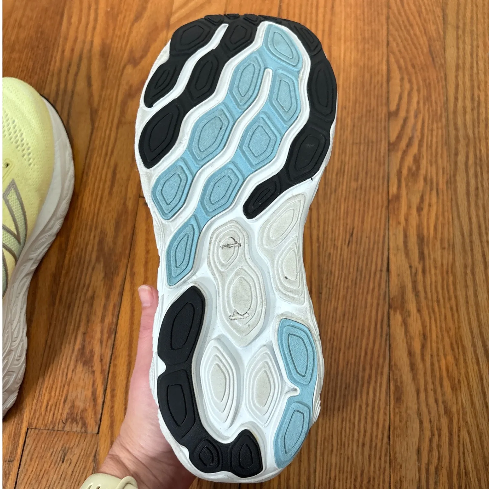 New Balance Fresh Foam X 880 v14 Running Sneaker Shoe Limelight Silver Mens 11.5 - Image 6