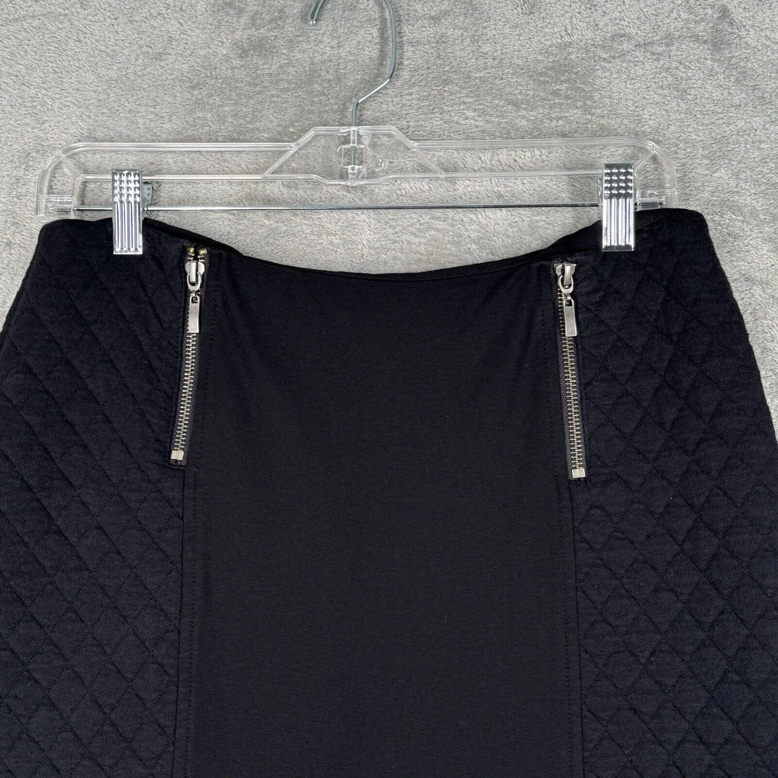 J. McLaughlin Skirt Women 6 Black Quilted Zippers‎ Preppy Neutral Minimalist - Image 5