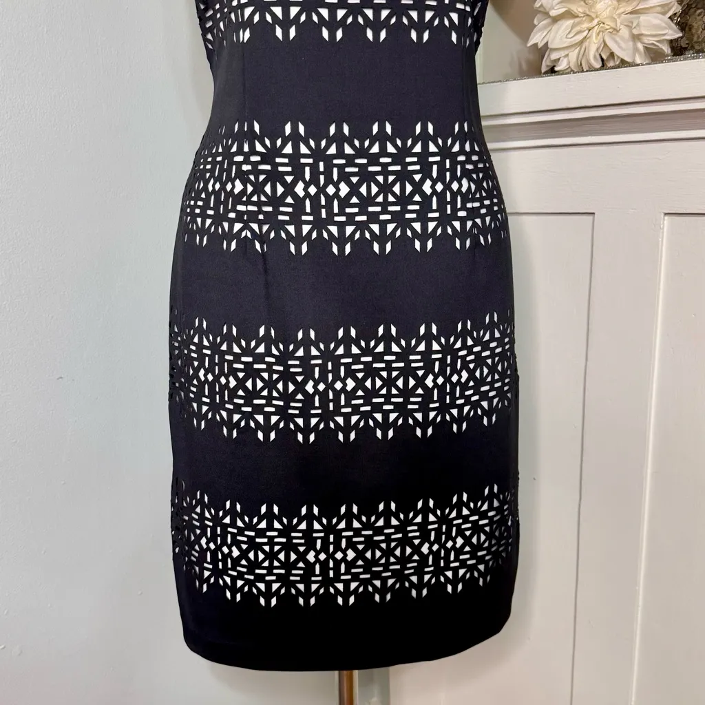 White House Black Market Laser Cut Out Sheath Dress Size 8 - Image 5