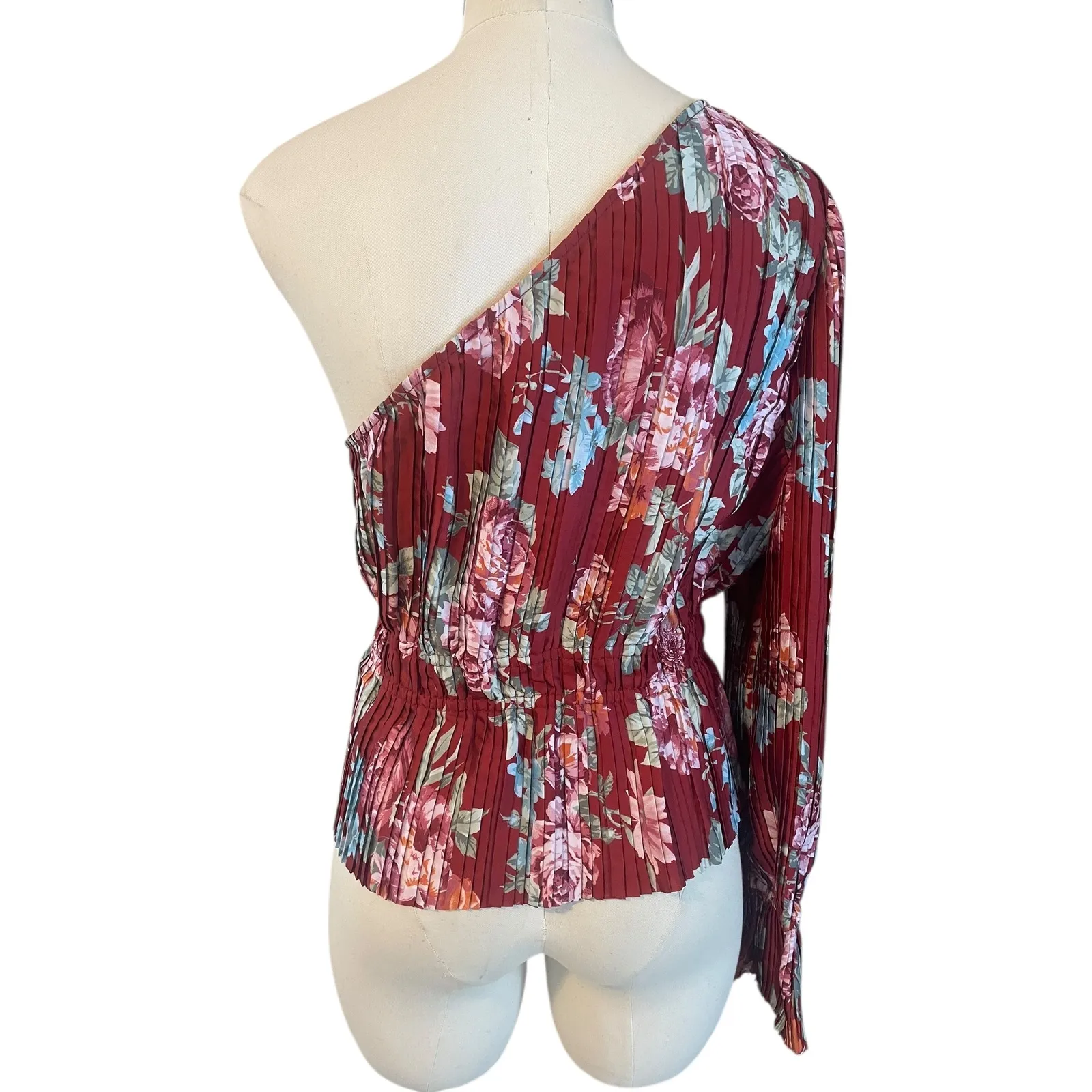 WAYF Scarlet Roses One-Shoulder Pleated Floral Blouse Size L NWT - Image 2