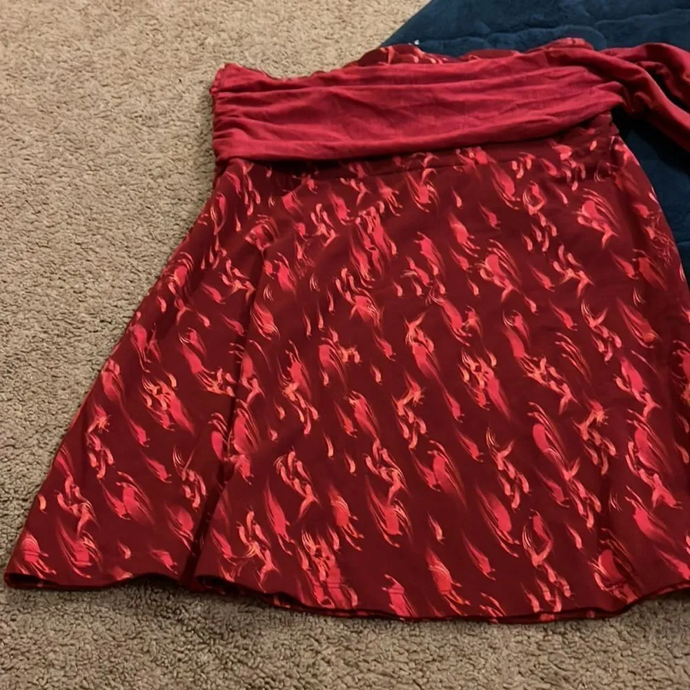 NWT Kuhl red skirt small - Image 3