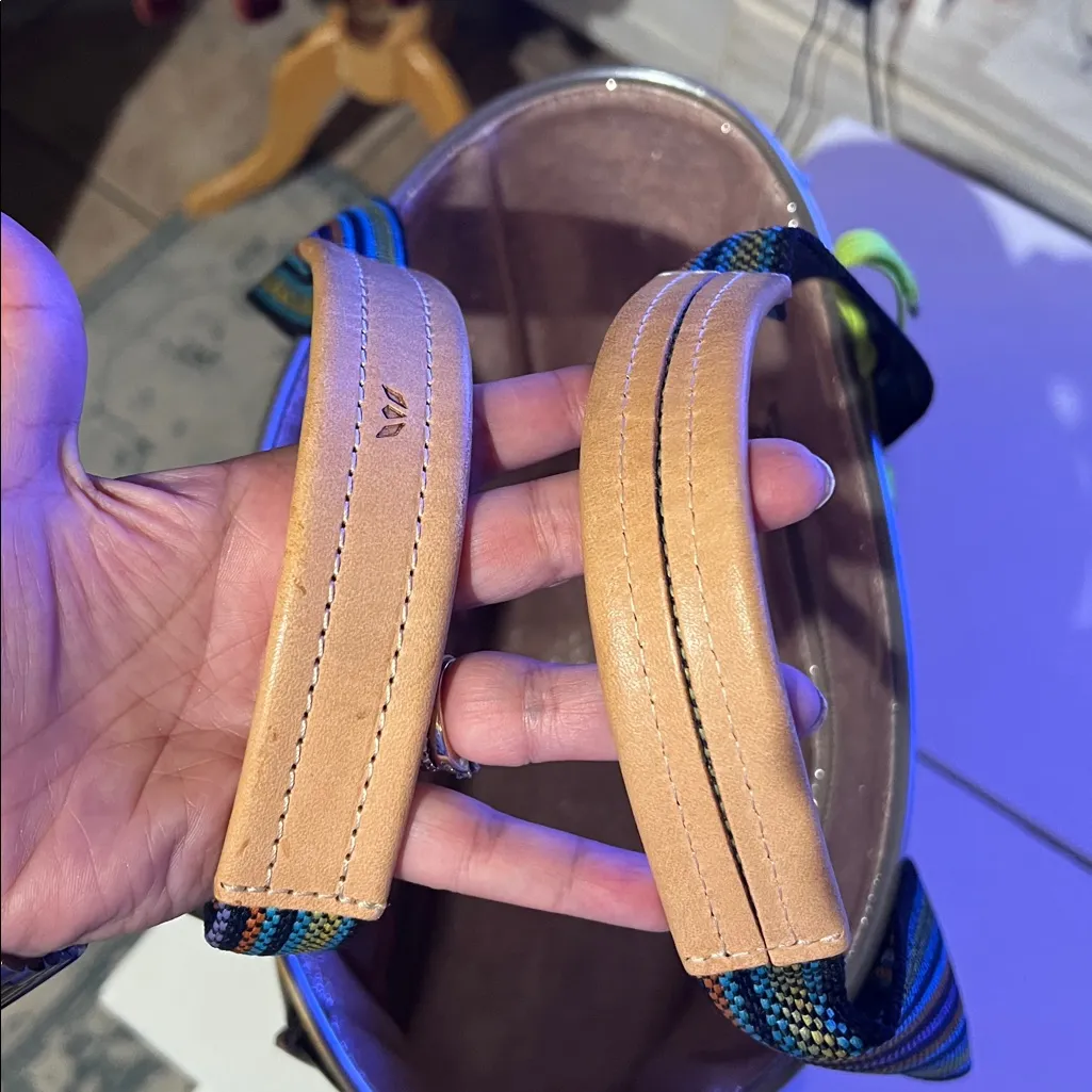 Consuela Chica Classic Tote Tia black floral embroidered patent leather carry-on - Image 3