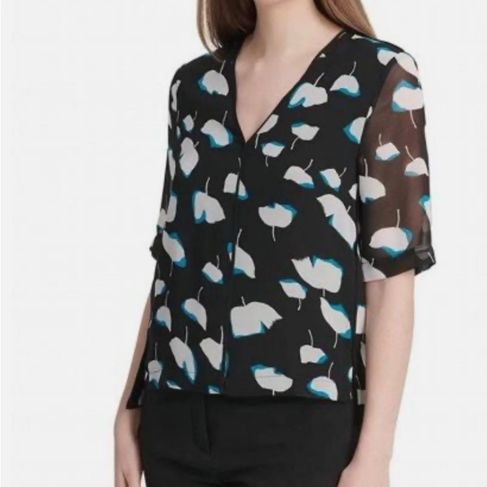 DKNY Floral Print V-Neck Elbow Sleeve L - Image 4