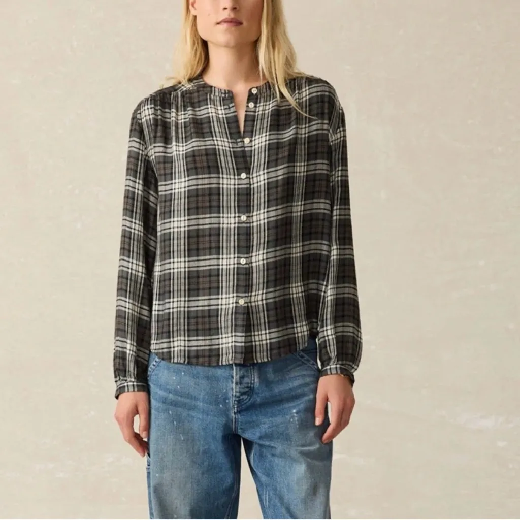 Faherty Drift Button Down Long Sleeve Shirt Top in Timberwood Plaid, XS - Image 2
