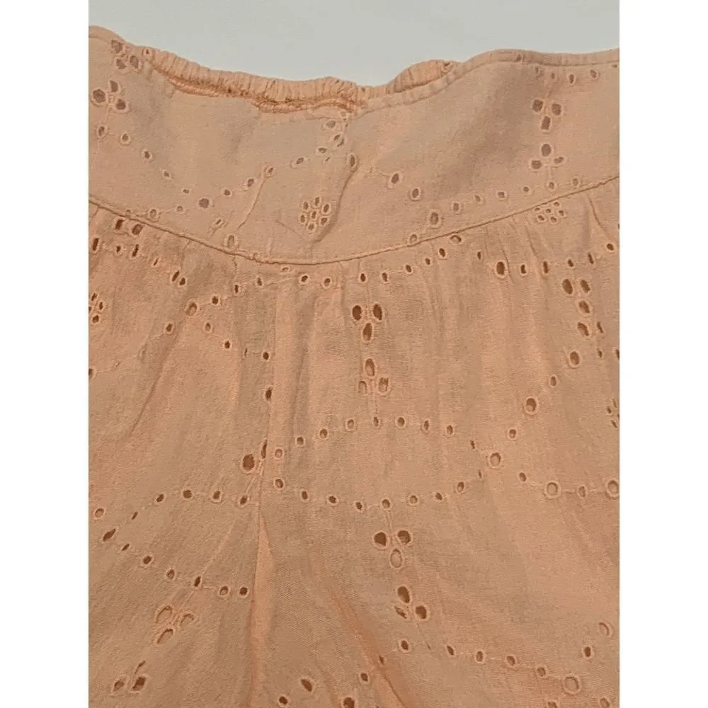 Curvy Red Camel Eyelet Lined Short - Image 2