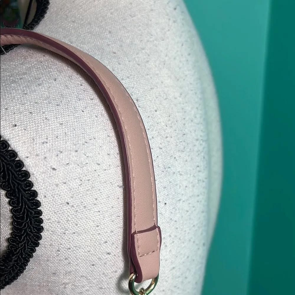 A new Day Faux Fur-Trimmed Shoulder Bag - Image 2