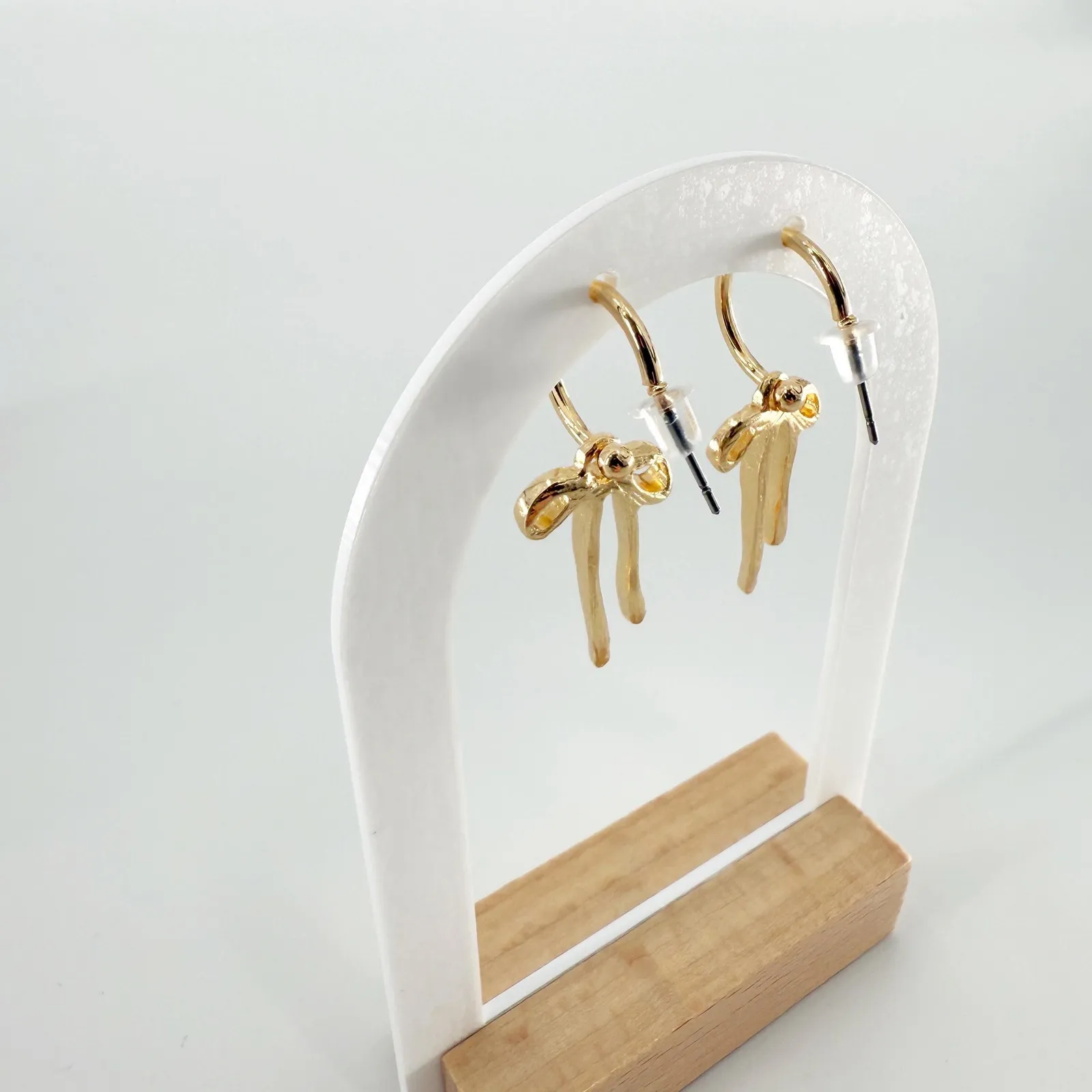 Ribbon Bow Huggie Hoop Earrings, Bow Earrings, Bow Huggies, Coquette Earrings Gold - Image 4