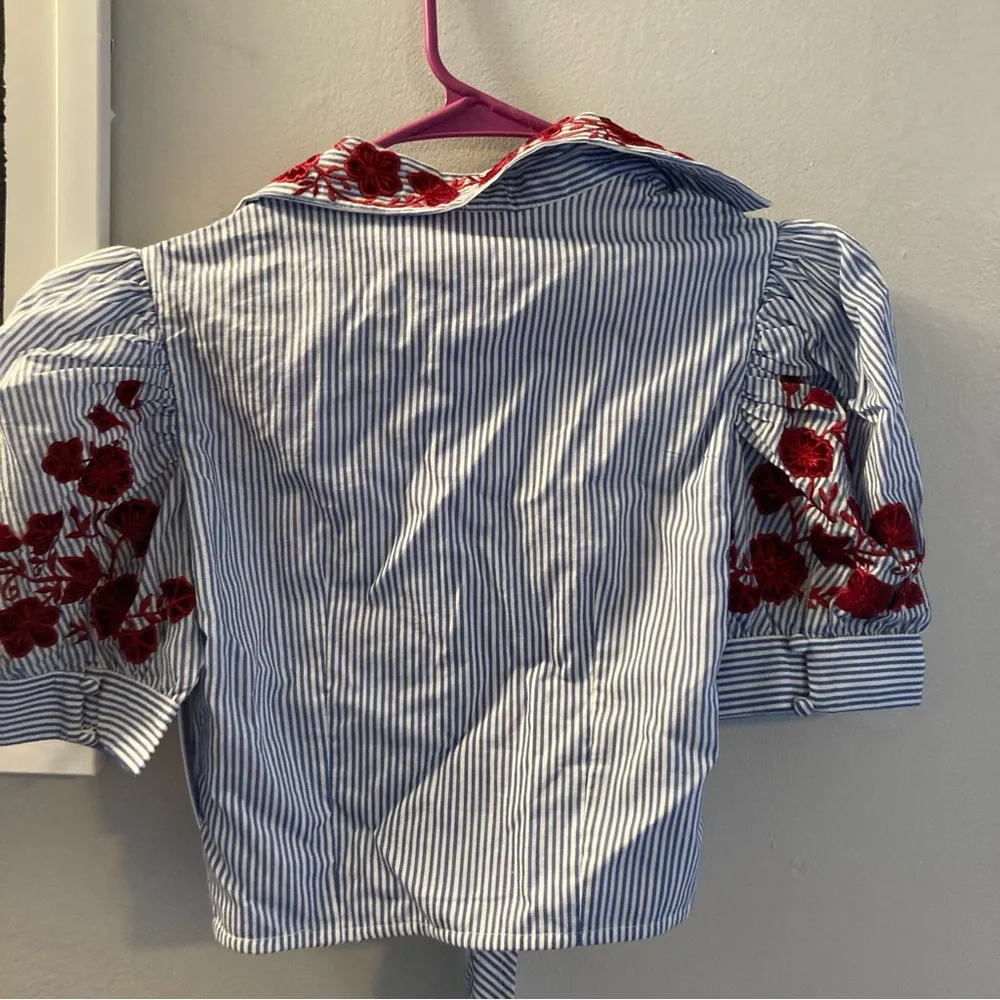 Rococo Sand Embroidered Tie Front Crop Top XS - Image 5