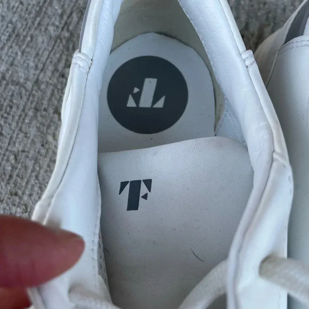 Thousands Fell White Leather Lace Up Sneakers Womens Size US 8 Gray - Image 4