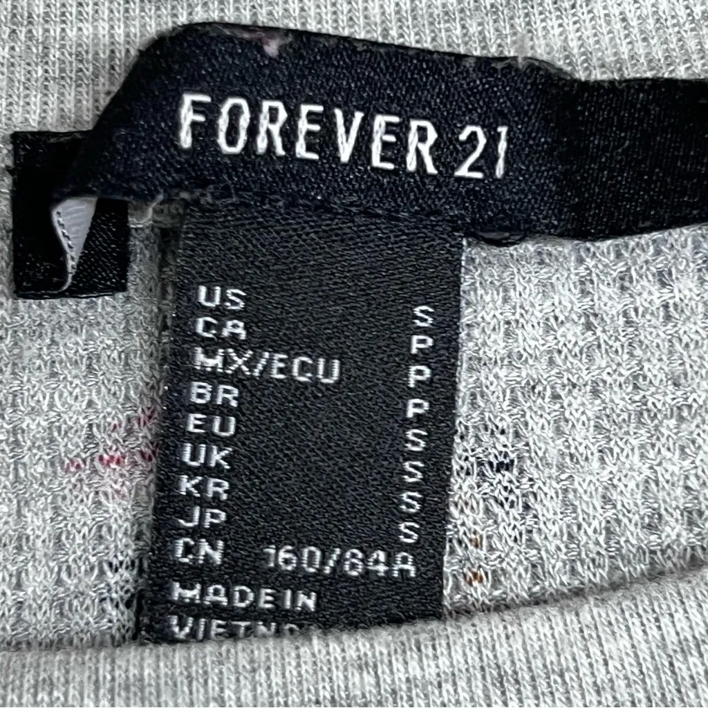 Gray Thermal long sleeve w/ puppy dog pug Santa hat S holiday Christmas top - Image 8