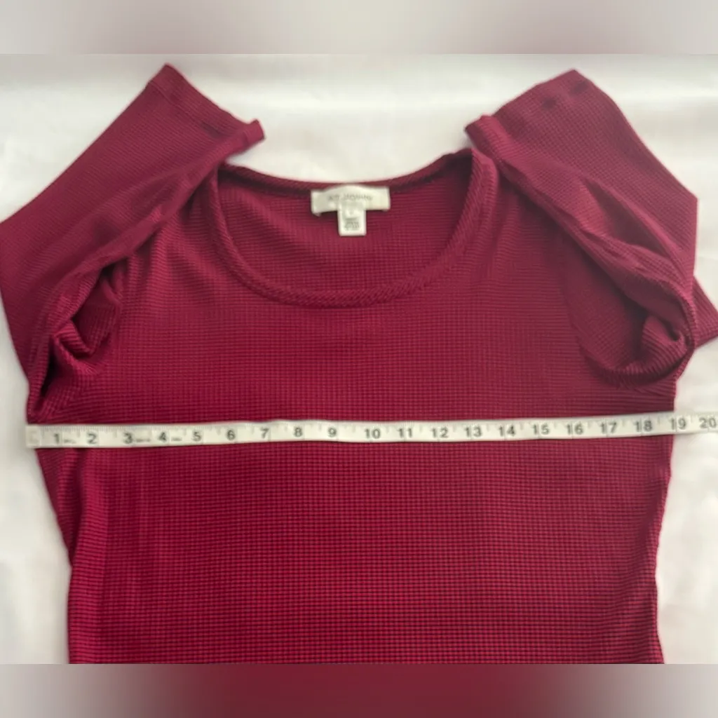 ST. JOHN Women’s Red & Navy Blue Striped Top Crewneck 3/4 Sleeve Size Medium - Image 4