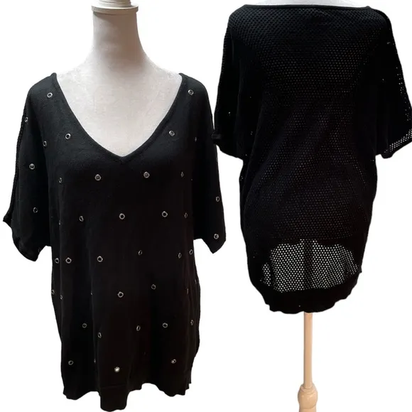 Vintage  Black Short Sleeve Loosely Knit Back & Cutout Metal Circle Front - Image 2