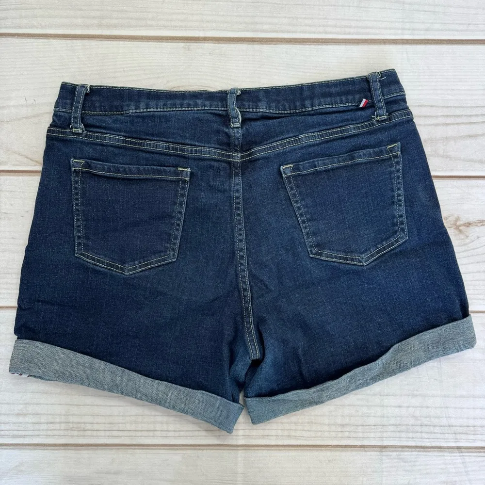 Tommy Hilfiger Greenwich Shorts Classic 5 Pocket Dark Denim with Logos Size 14 - Image 2