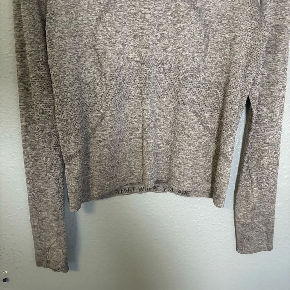 Lululemon Women’s Swiftly Tech Long Sleeve Crewneck Grey - Image 4