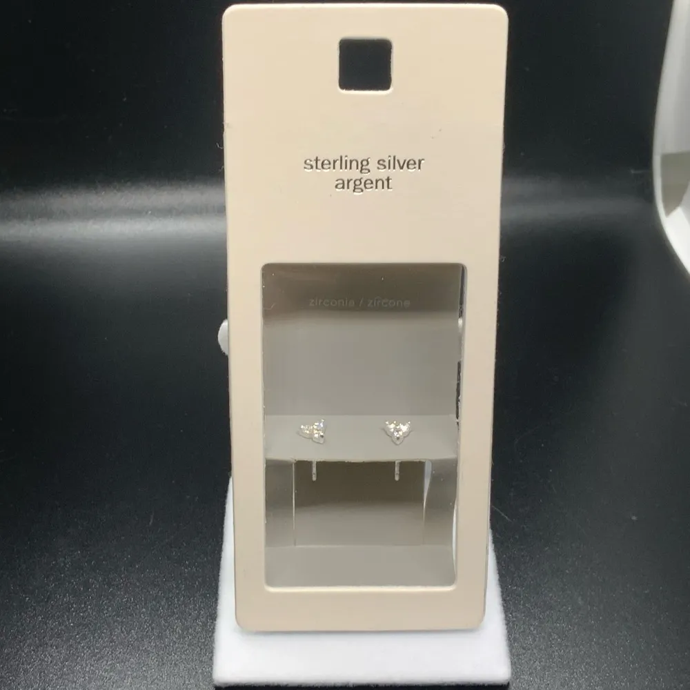 Sterling silver zircon studs - Image 2