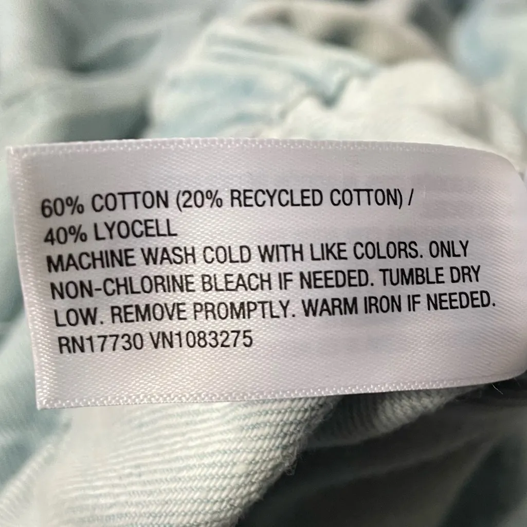 Universal Thread Light Wash Overalls Women's Denim Baggy Jumpsuit - Image 11