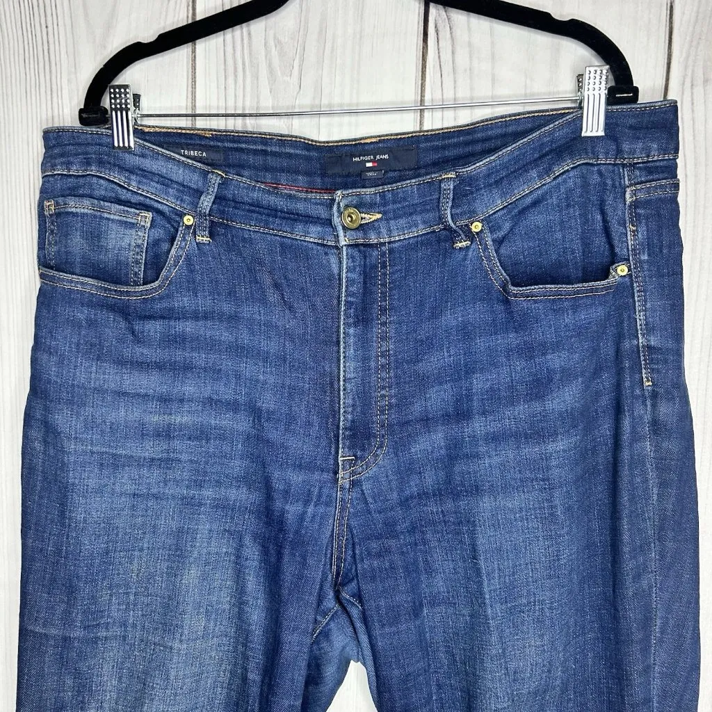 TOMMY HILFIGER Sz 16 (40 x 31) Stretch Denim Tribeca Straight Leg Jeans - Image 2