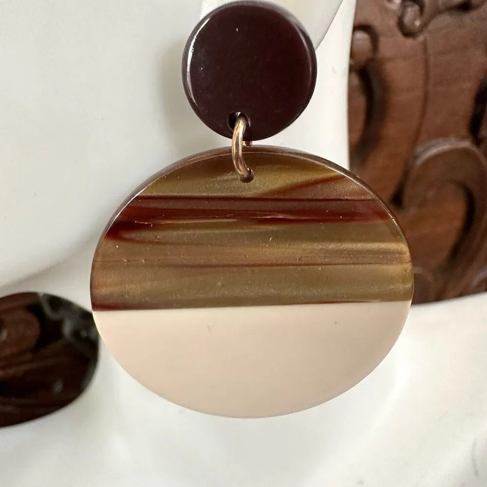 C est 1946 circle statement earrings - Image 7