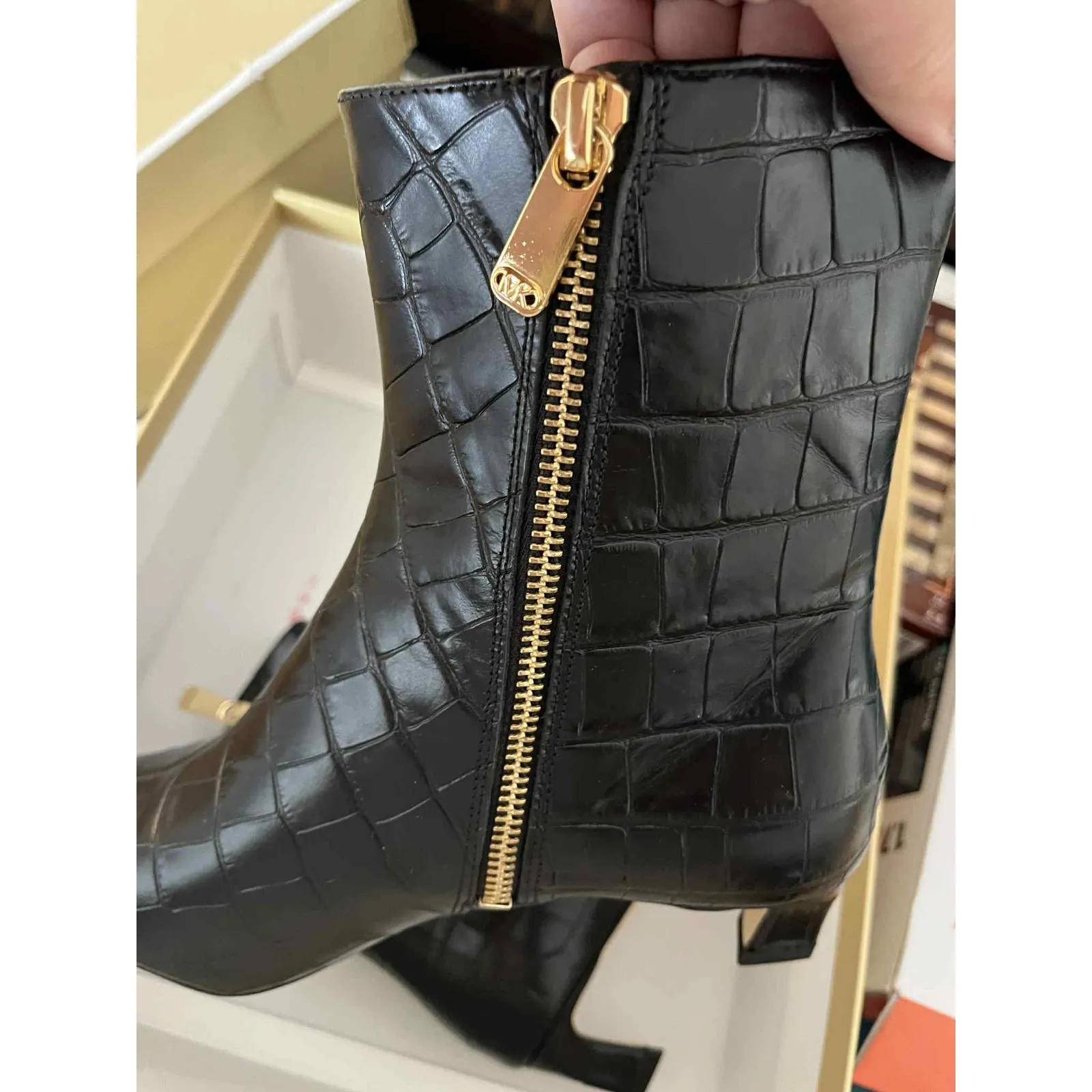 Michael Kors Cosmo Faux Embossed Crocodile Black Leather Kitten Bootie Sz. 6 NIB - Image 2