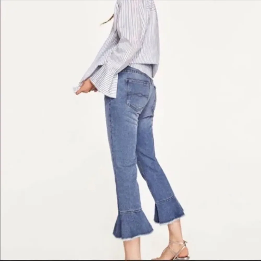 Zara Basic z1975 Denim Jeans Womens Size 4 Blue Ruffle Flare - Image 2