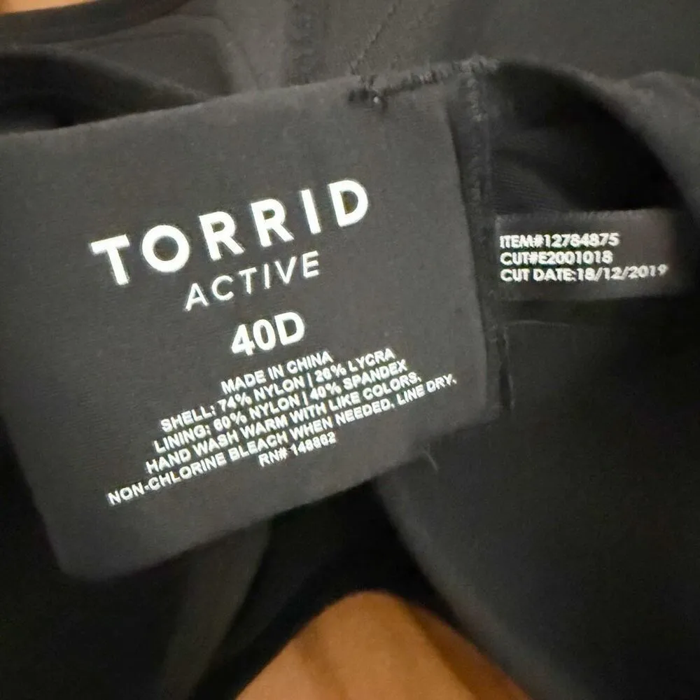 TORRID ACTIVE | Black Padded Sport Bra Adjustable Back Straps | Size 40D - Image 4