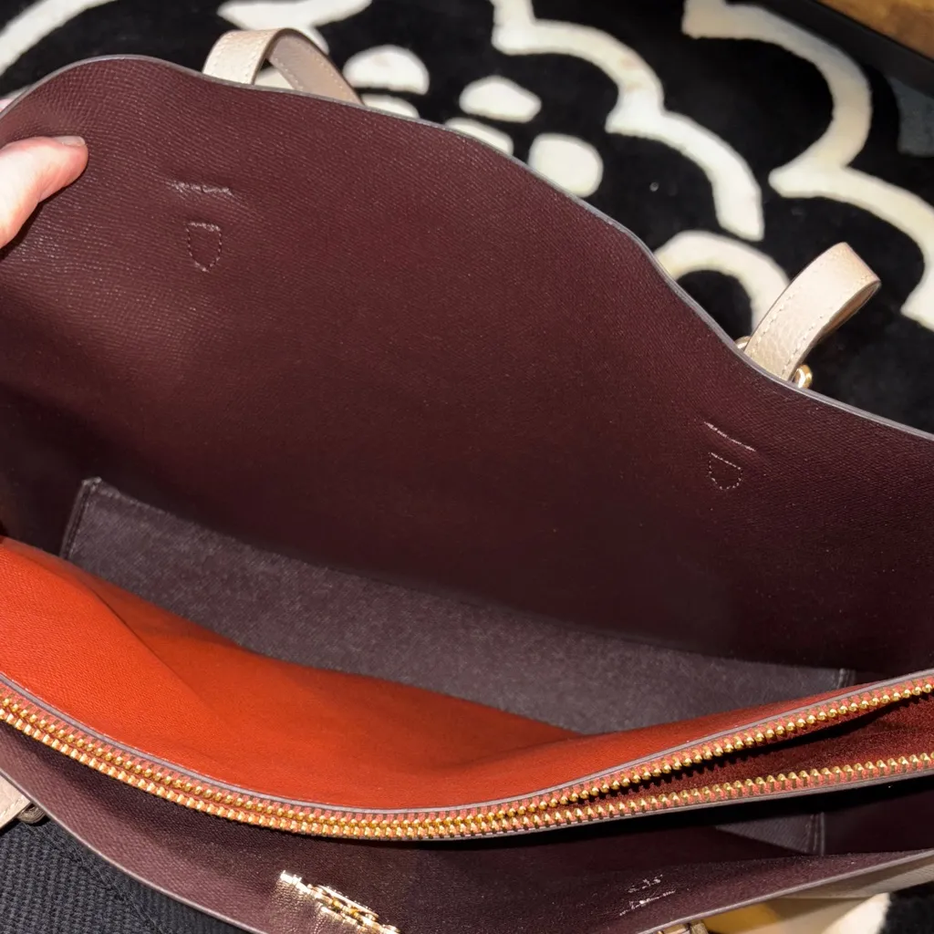 Coach Beige Leather Tote Bag - Image 7