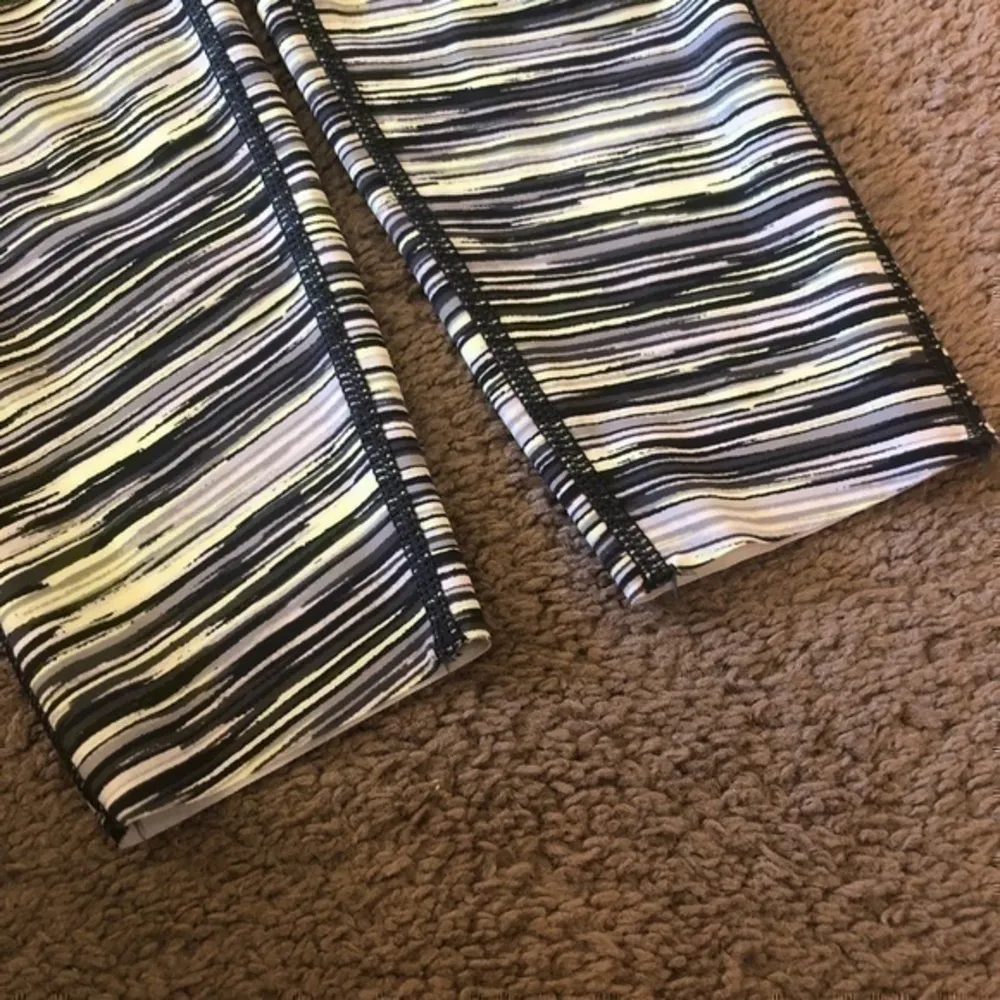 AERIE AMERICAN EAGLE 7/8 Legging Chill Play Move Lime Green Gray High Waisted XS - Image 11