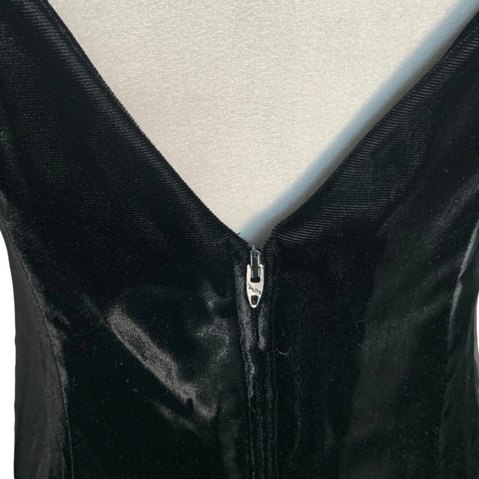 Vintage 90s Velvet Pearl Studded Black Maxi Column Dress Deep Vneck Made In USA Size M - Image 7