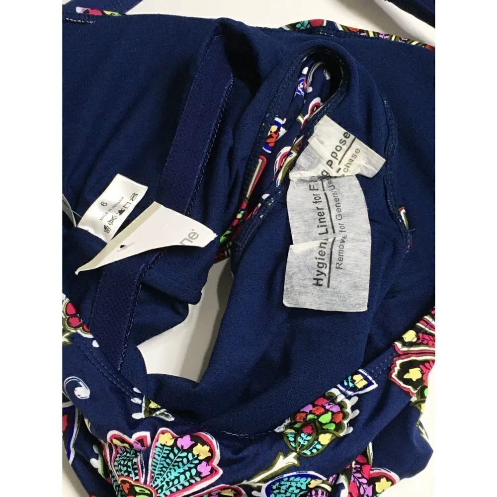 New Liz Claiborne floral swimsuit runs small - Image 9
