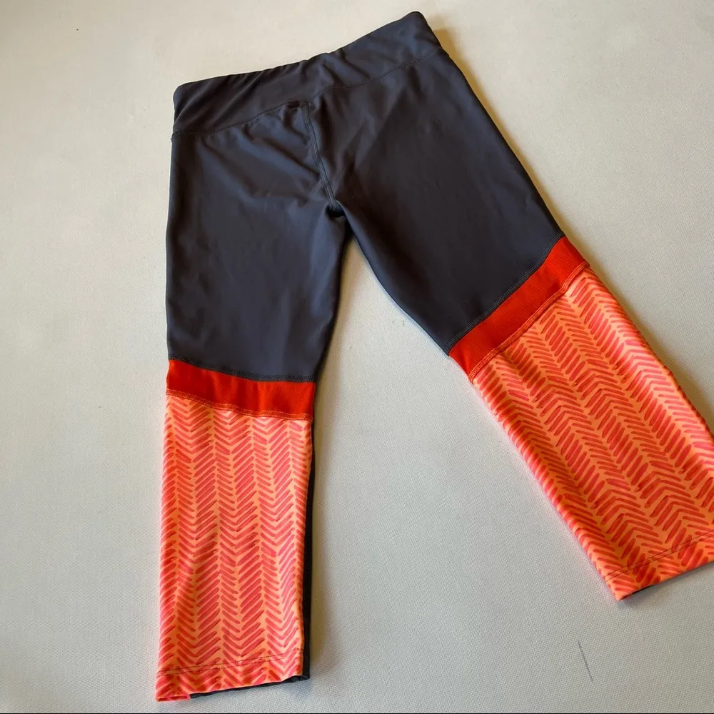 Under Armour Compression Heat Gear Athletic Leggings - Image 7