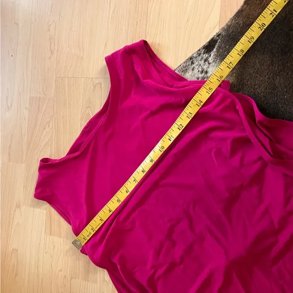 HELMUT LANG NWOT Faint Jersey Sleeveless Top in Fuchsia Size Medium‎ Open Back - Image 9