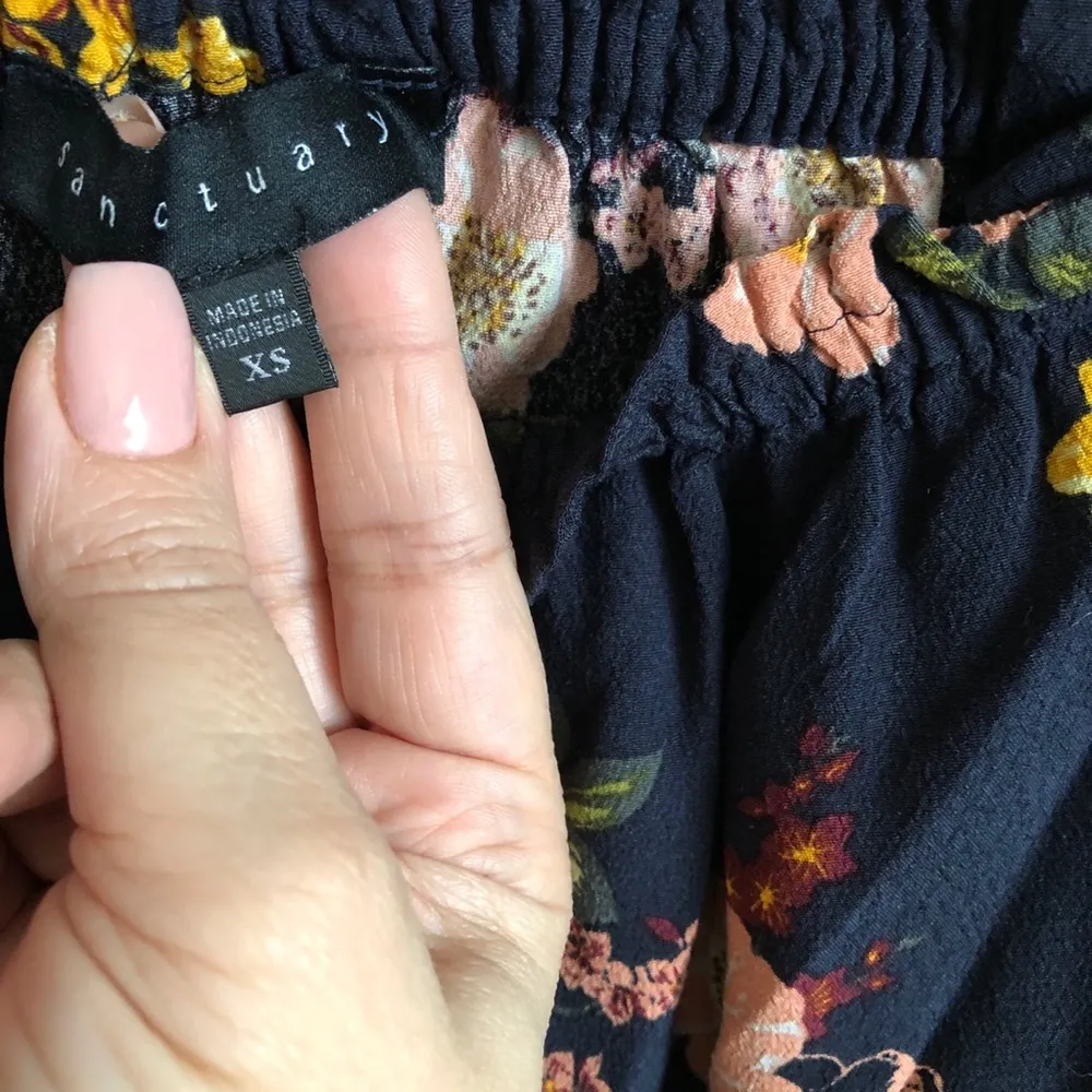 Sanctuary Cassie Cold Shoulder Ruffle Blouse - Image 2